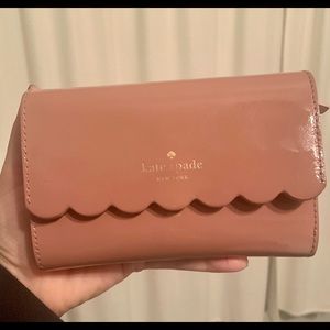 Kate Spade Scallop Wallet